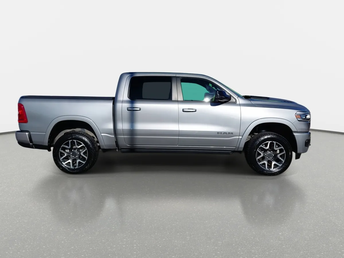 Ram 1500 3.0t Laramie 4x4 Crew Cab At 4p año 2025