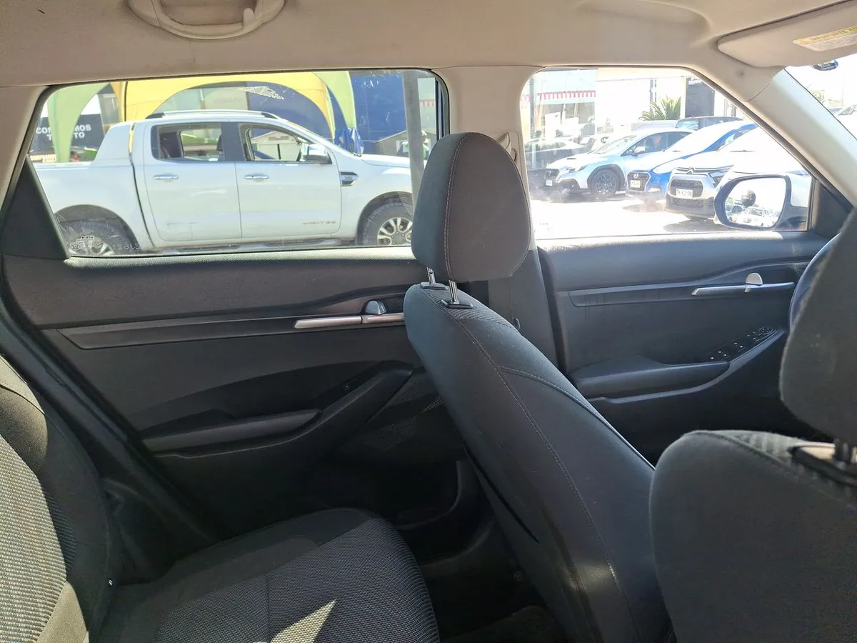Kia Seltos 1.6 Ex Full 4x2 6mt 5p año 2022