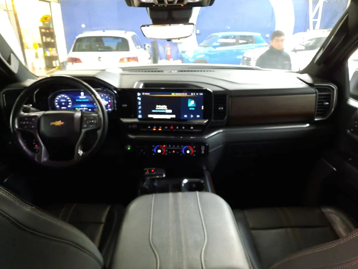 Chevrolet Silverado 3.0 High Country 4x4 At 4p año 2023