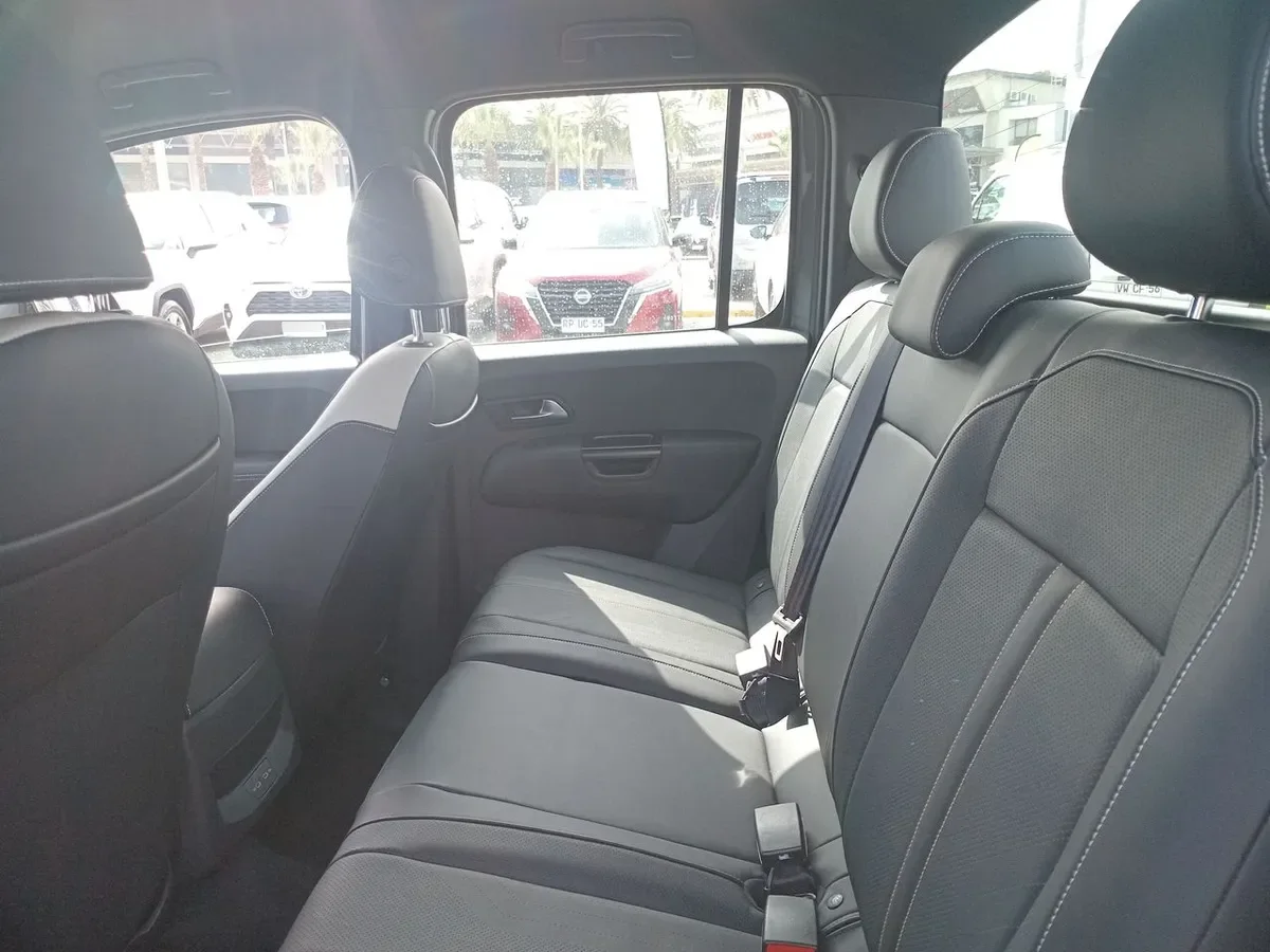 Volkswagen Amarok 3.0 Tdi Highline 4motion Diesel Awd Dob. Cab. At 4p año 2026