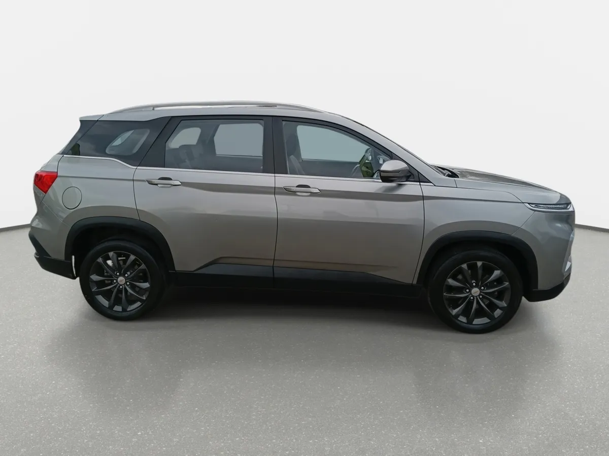 Chevrolet Captiva 1.5t Ltz 4x2 Cvt At 5p año 2024