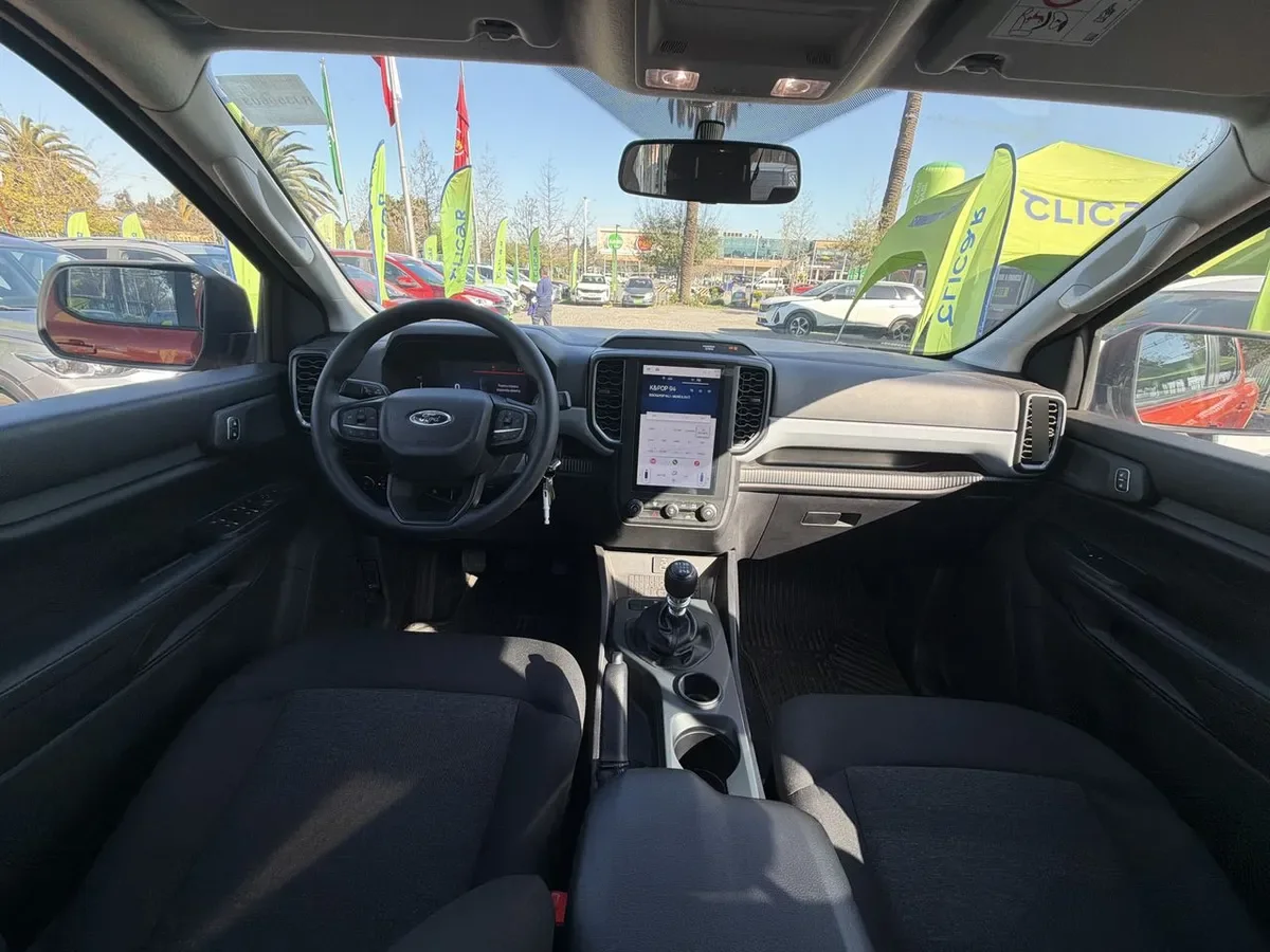 Ford Ranger 2.0 Xls Diesel 4x2 Dob. Cab. Mt 4p año 2024