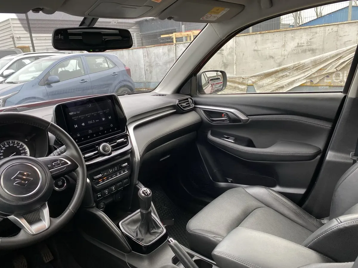 Suzuki Grand Vitara 1.5 Glx Hybrid 4x2 Mt 5p año 2023