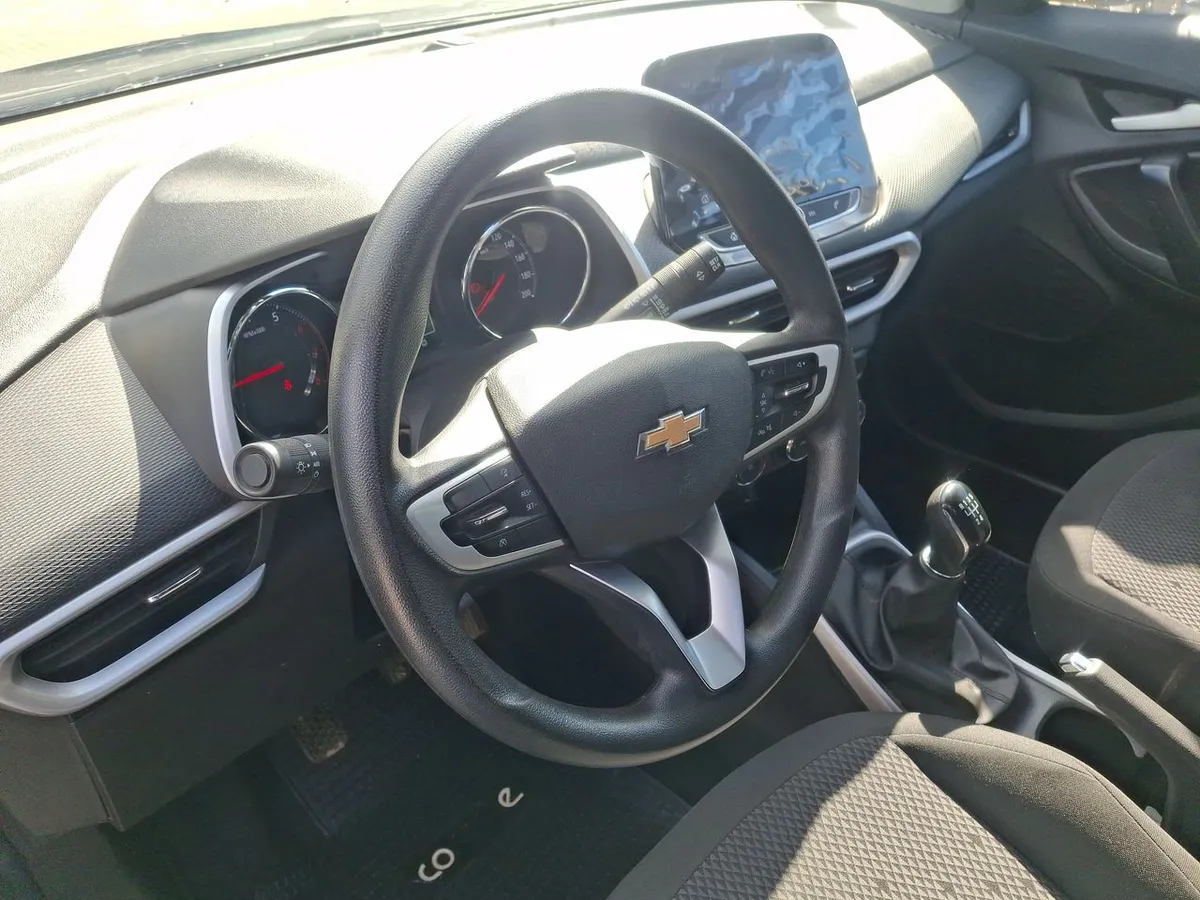 Chevrolet Tracker 1.2t Ls Fwd Mt 5p año 2022