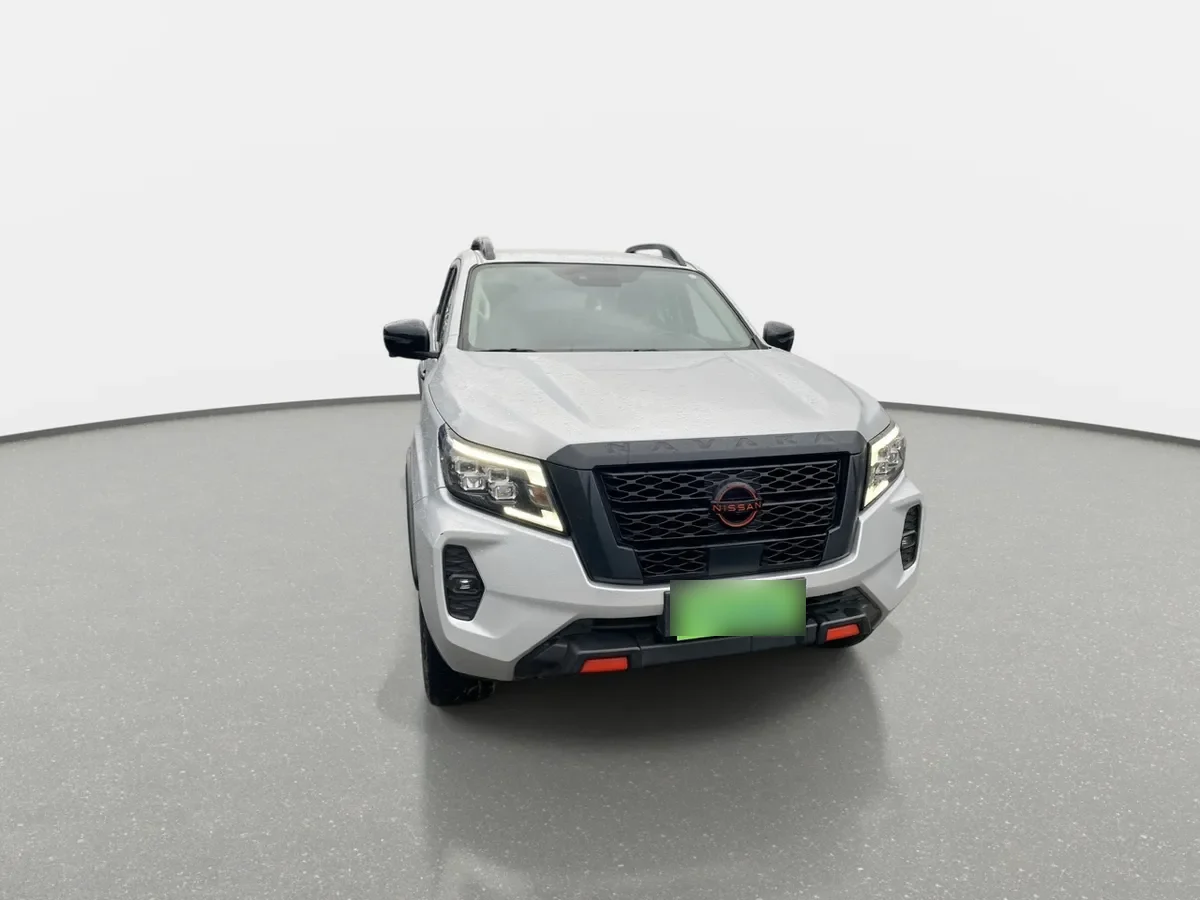 Nissan Navara 2.3d Pro4x Diesel 4x4 Dob.cab. At 4p año 2023