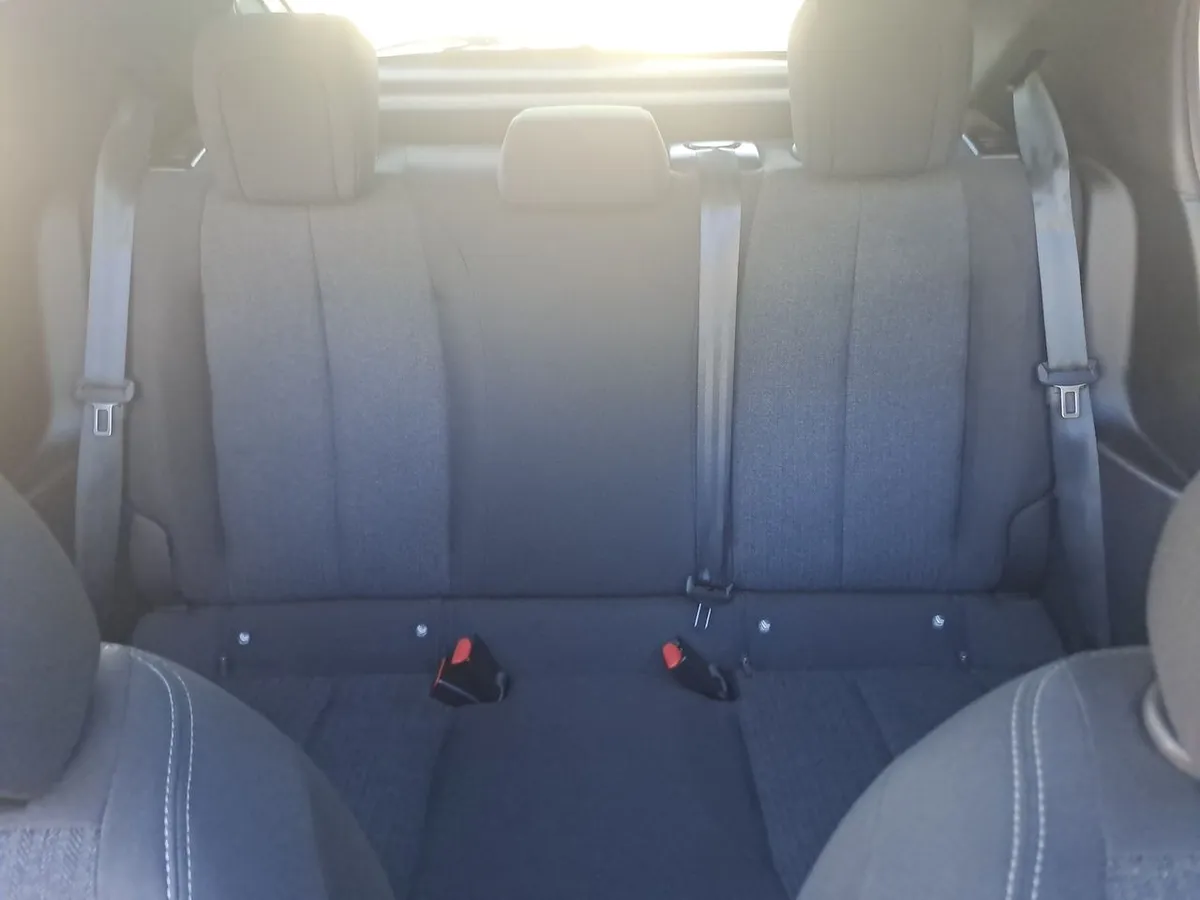 Peugeot 208 1.2 Puretech Active Pack 75 4x2 Mt 5p año 2023