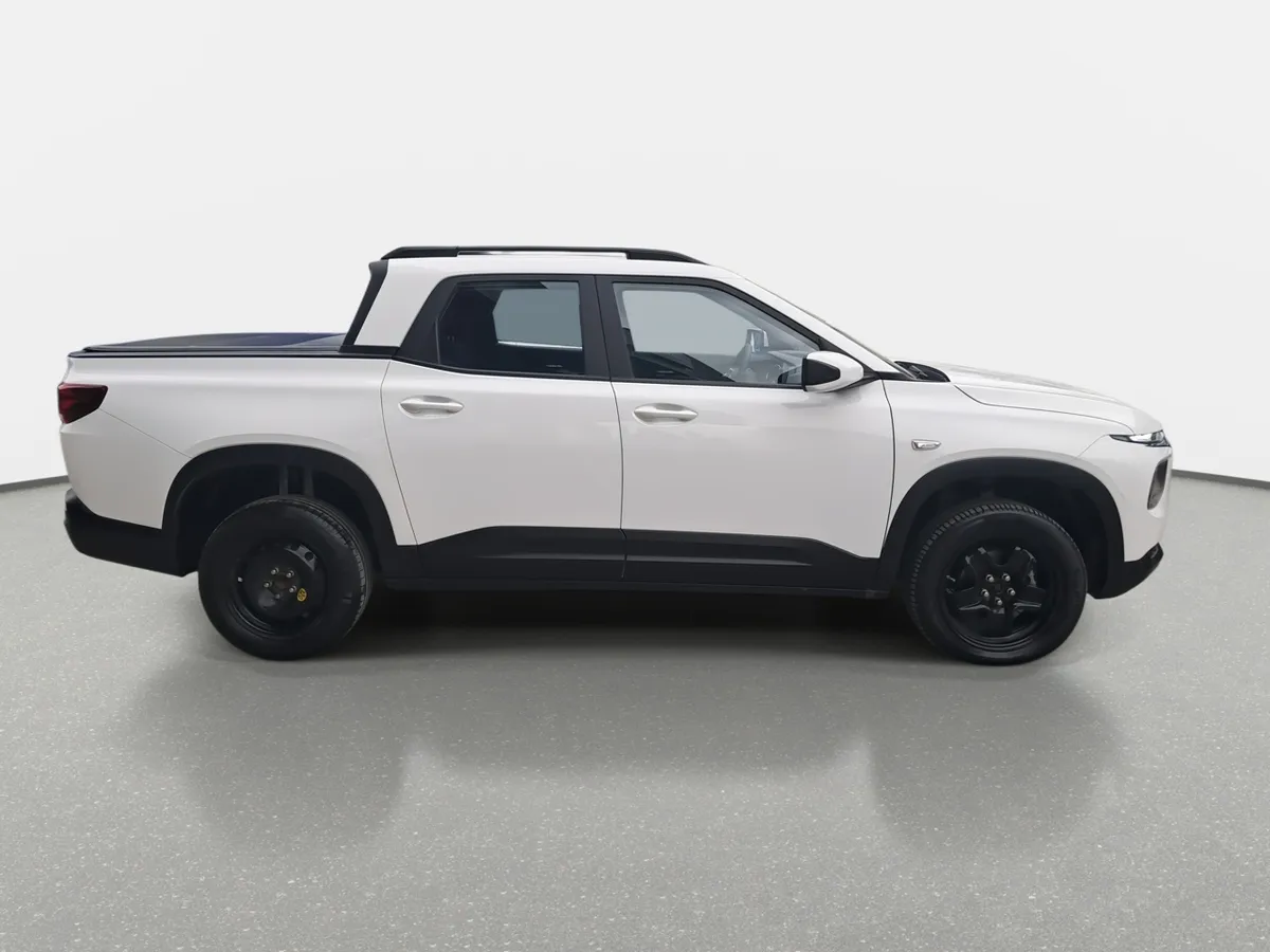 Chevrolet Montana 1.2t Lt R 4x2 Mt 4p año 2025