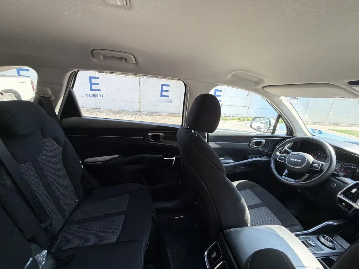 Kia Sorento 2.2 Ex Diesel 2wd Dct At8 5p año 2024