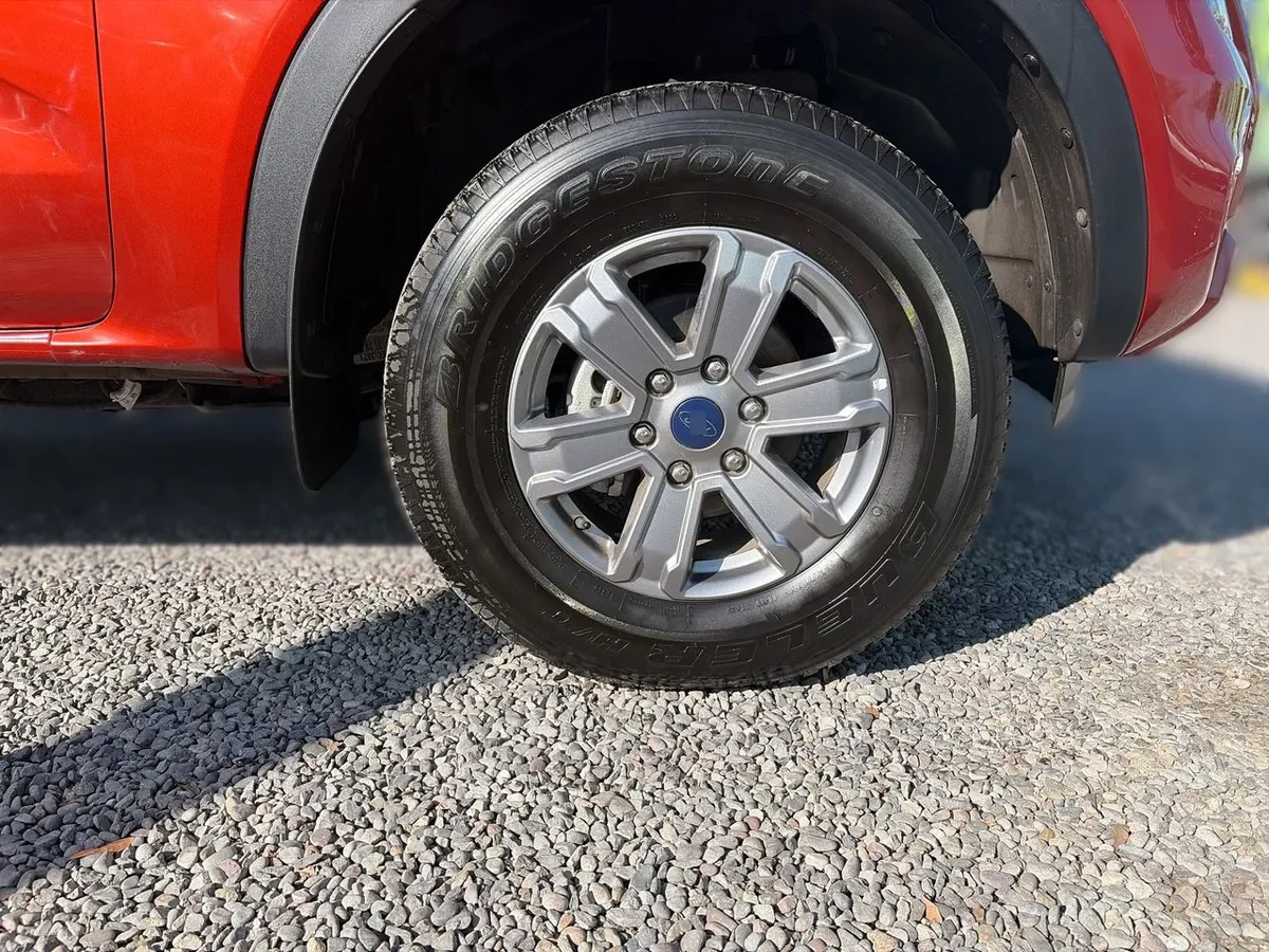 Ford Ranger 2.0 Xls Diesel 4x2 Dob. Cab. Mt 4p año 2024