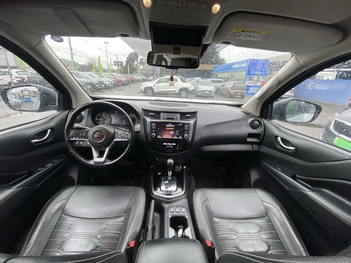 Nissan Navara 2.3d Pro4x Diesel 4x4 Dob.cab. At 4p año 2023