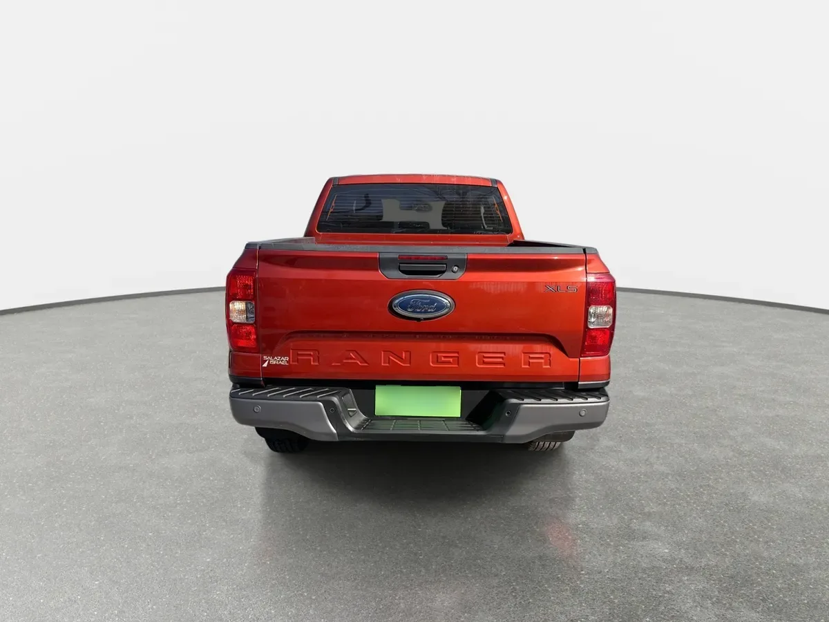 Ford Ranger 2.0 Xls Diesel 4x2 Dob. Cab. Mt 4p año 2024