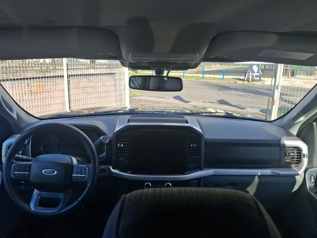 Ford F-150 5.0 Xlt Cc Dob. Cab. 4x4 At 4p año 2024