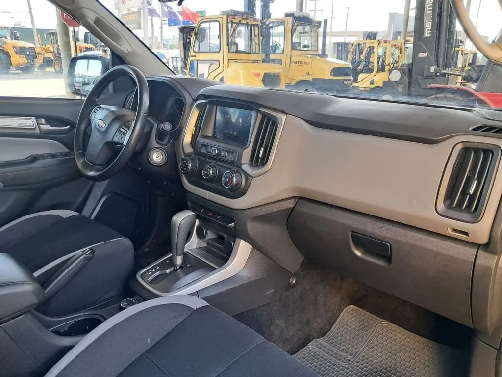 Chevrolet Colorado 2.8 Ctdi 4x4 Lt At 4p año 2022