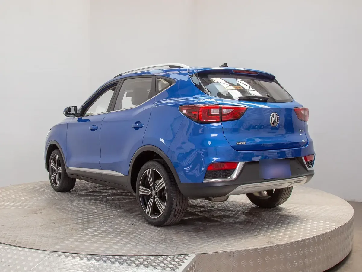 MG Zs 1.5 Com At año 2022