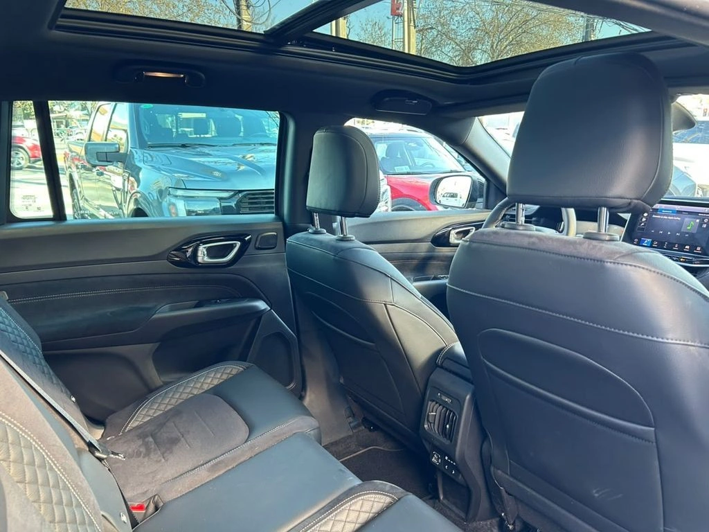 Jeep Commander Blackhawk 4x4 2.0 Aut año 2026