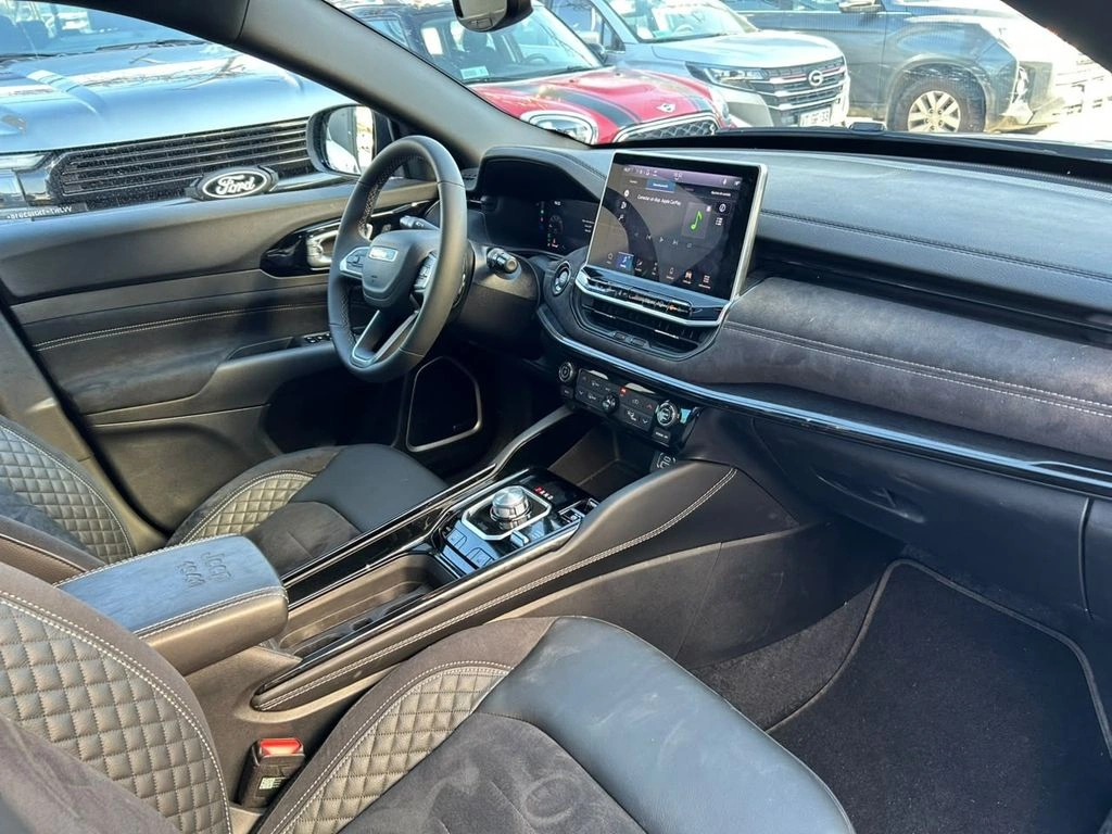 Jeep Commander Blackhawk 4x4 2.0 Aut año 2026