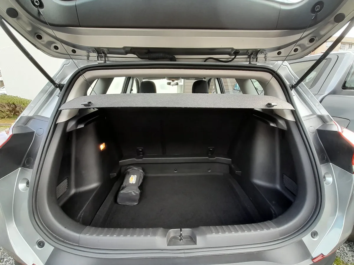CHEVROLET TRACKER 1.2 Ltz P Mt año 2024