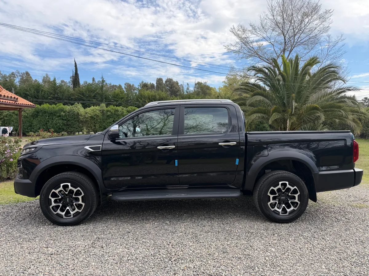 JAC T9 2.0 Advance At 4x4 Diesel año 2025