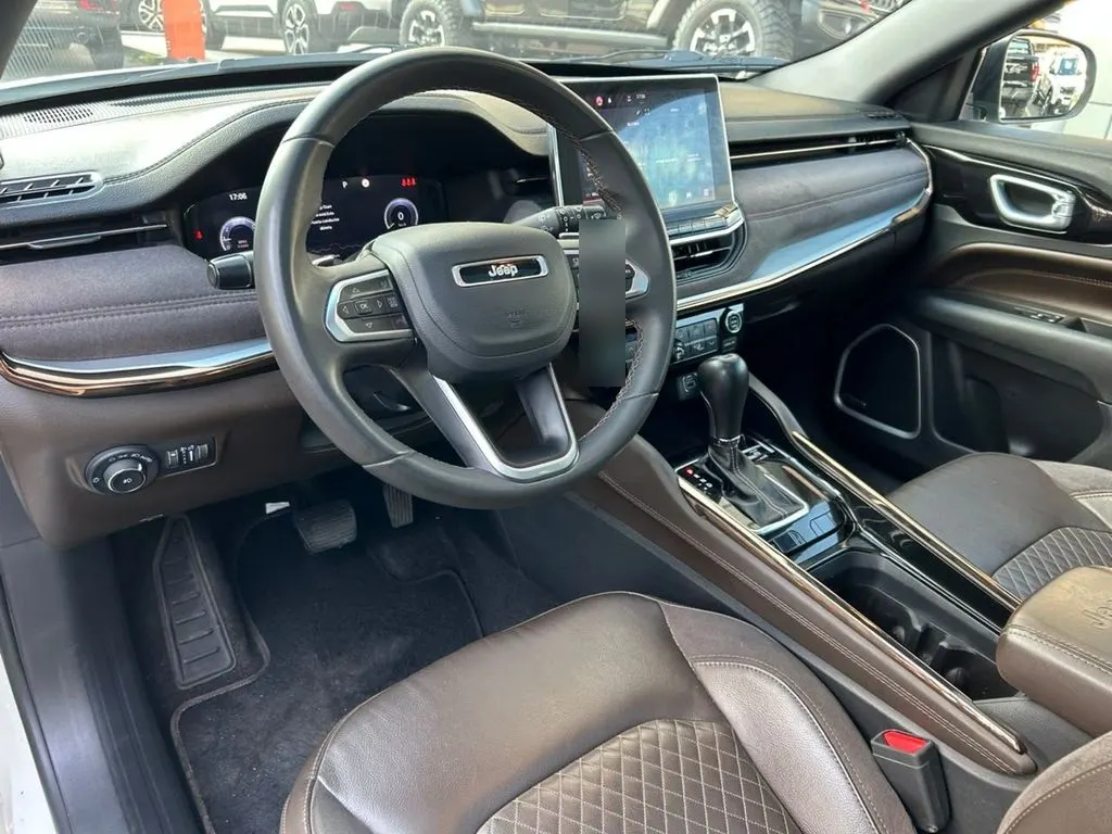 Jeep Commander Overland 1.3 Aut año 2023