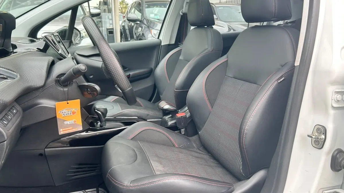 Peugeot 2008 Gt Line 1.2 Aut año 2018