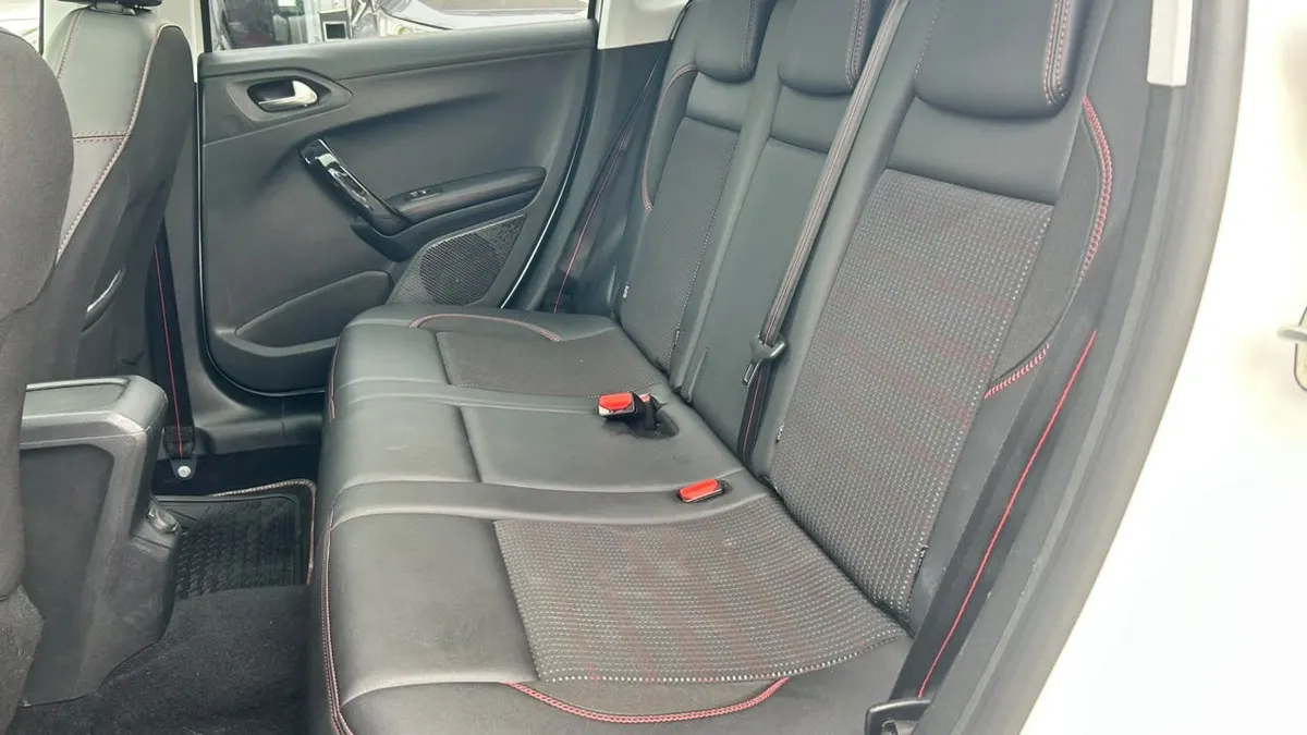 Peugeot 2008 Gt Line 1.2 Aut año 2018