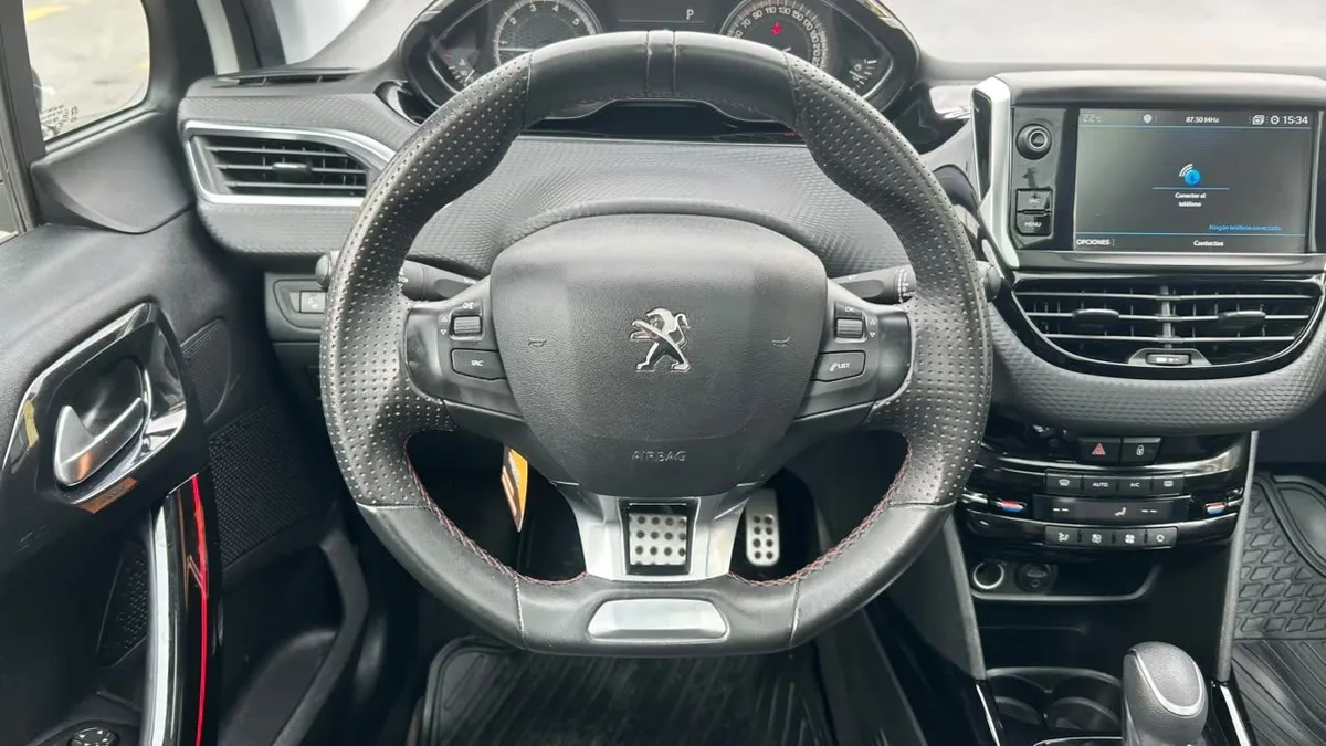 Peugeot 2008 Gt Line 1.2 Aut año 2018
