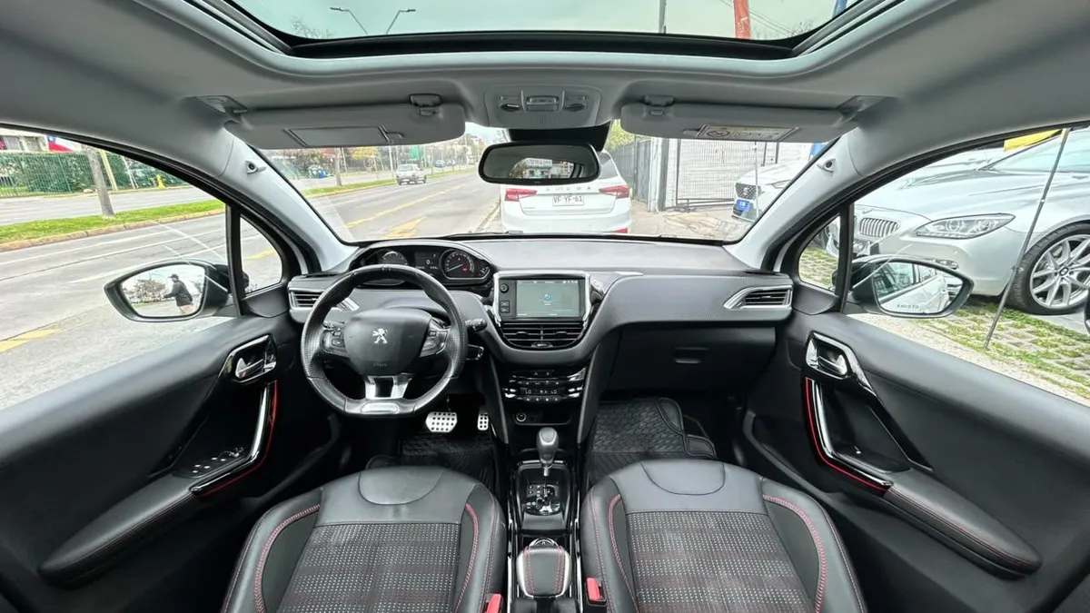 Peugeot 2008 Gt Line 1.2 Aut año 2018