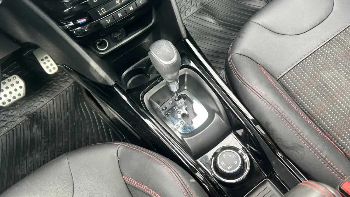 Peugeot 2008 Gt Line 1.2 Aut año 2018
