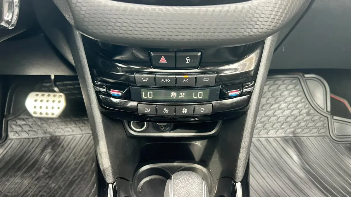 Peugeot 2008 Gt Line 1.2 Aut año 2018