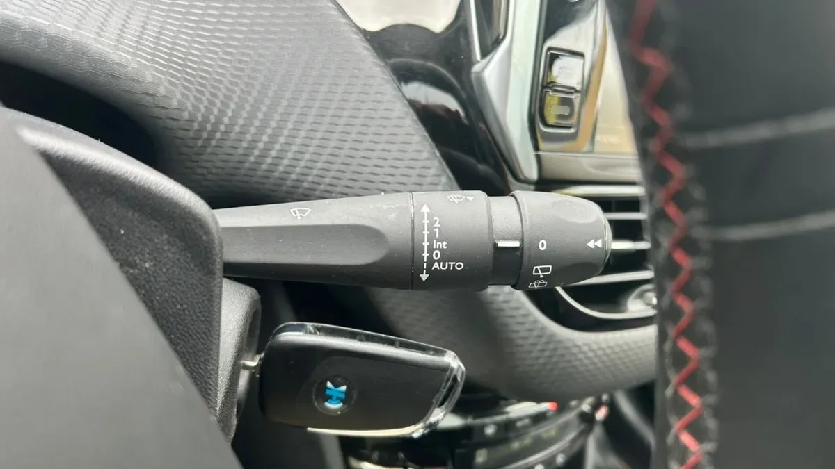 Peugeot 2008 Gt Line 1.2 Aut año 2018