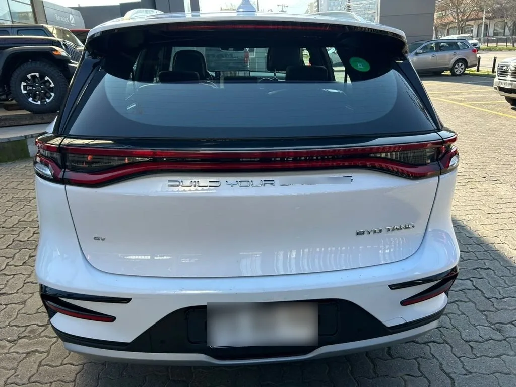 BYD Tang Electrico Gs Awd At 5p año 2024
