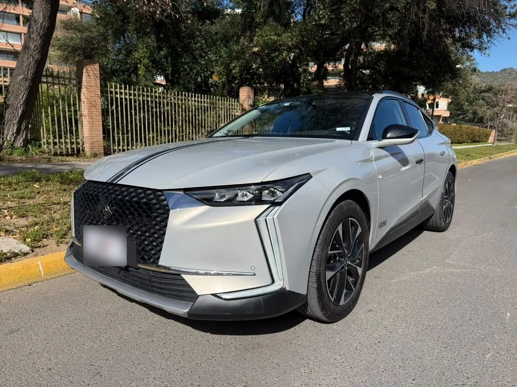 DS Automobiles 4 Cross Trocadero Bluehdi Diesel At8 año 2024