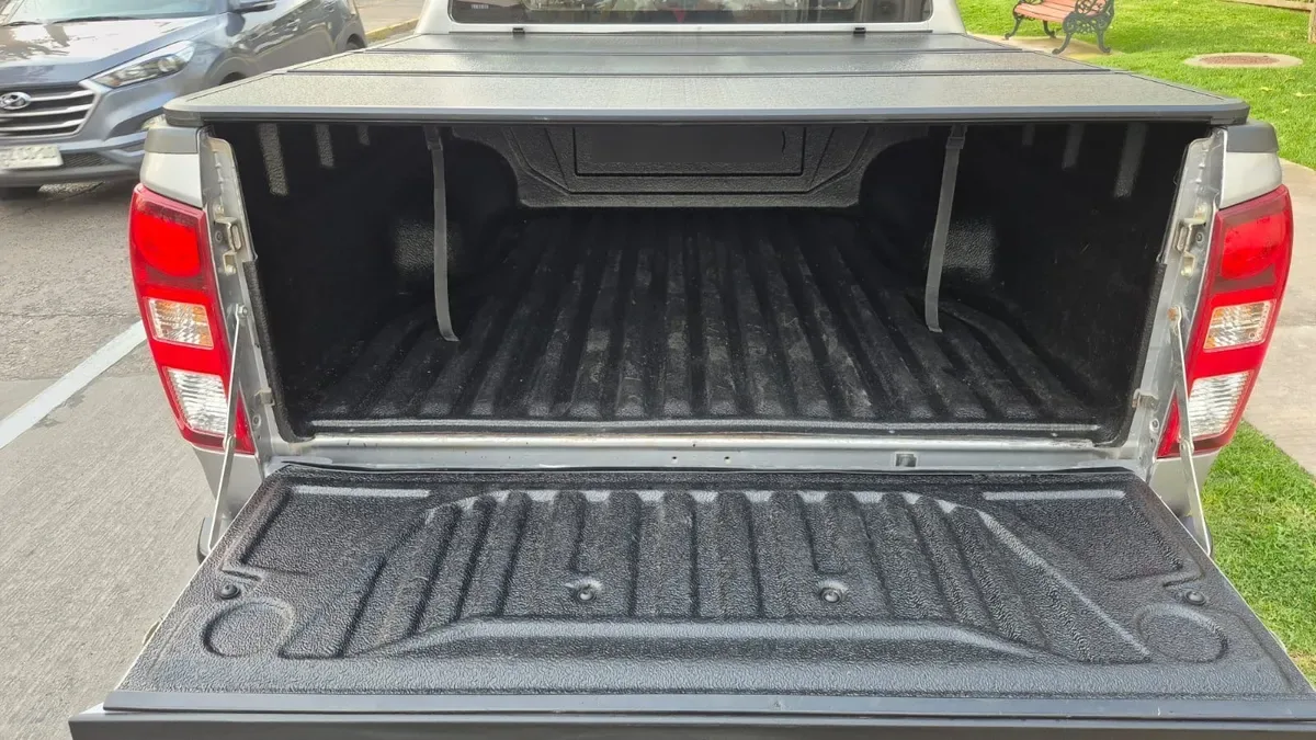 MAZDA BT-50 2.2 Dc Sdx High Mt 4x4 Diesel año 2023