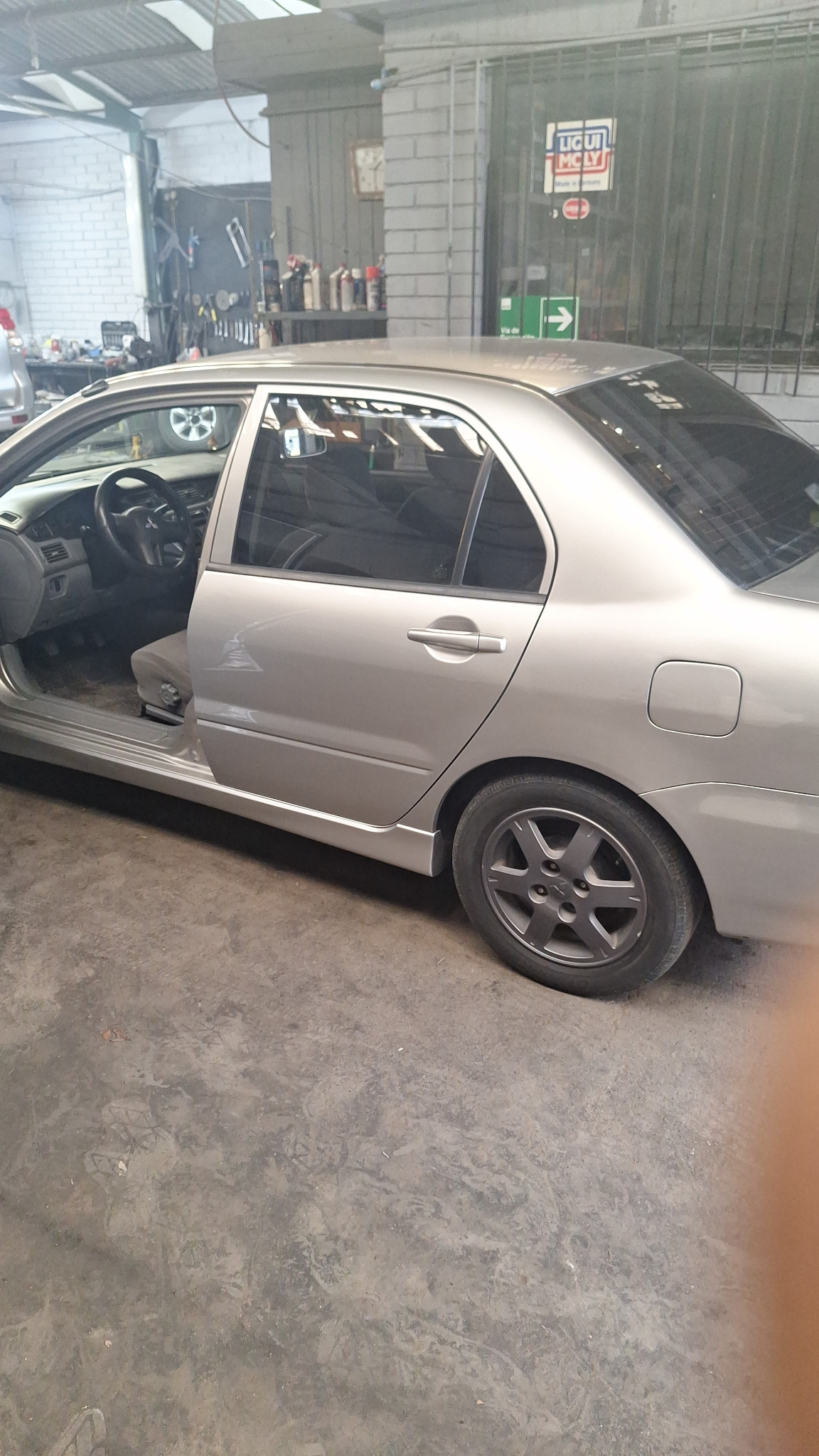MITSUBISHI LANCER 1.6 Mt año 2008