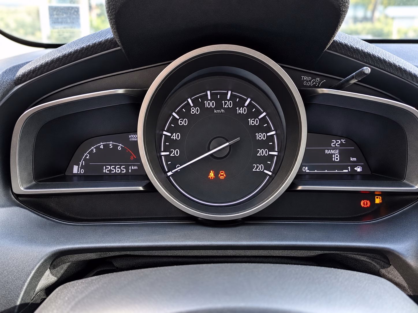 Mazda 2 Sedan 2 V Sedán año 2020