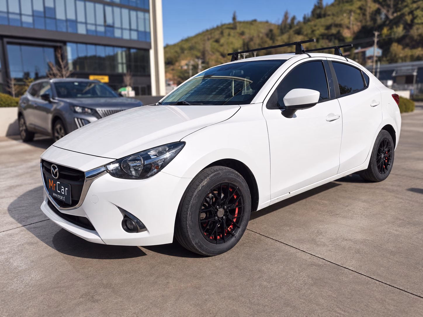 Mazda 2 Sedan 2 V Sedán año 2020