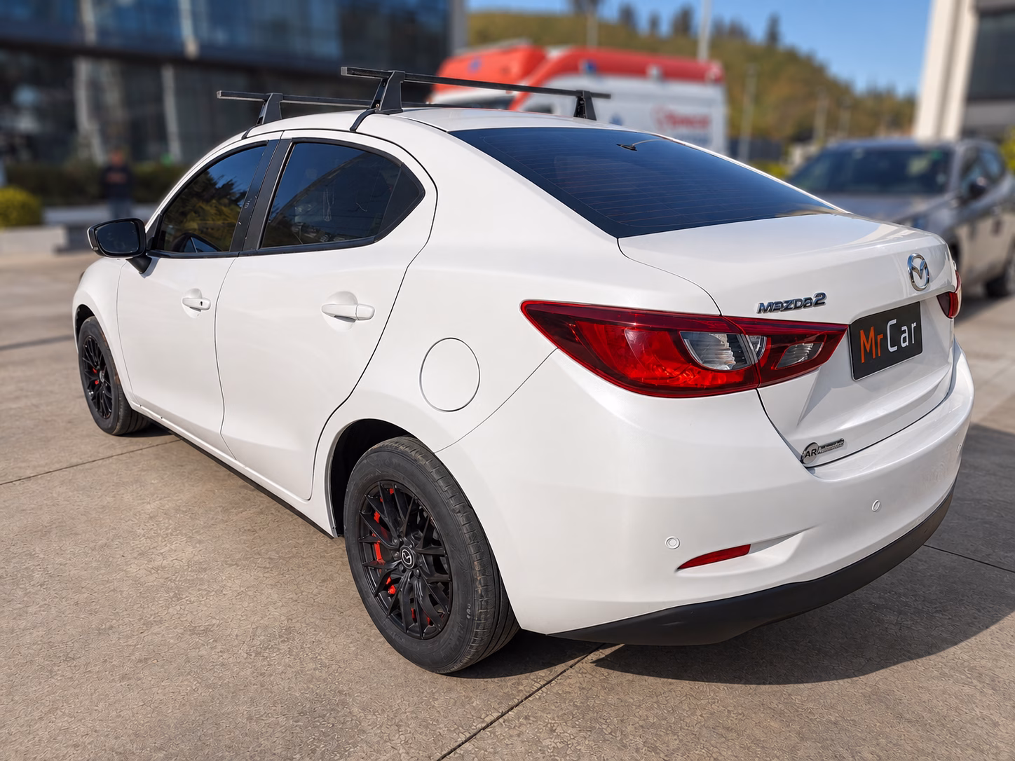 Mazda 2 Sedan 2 V Sedán año 2020