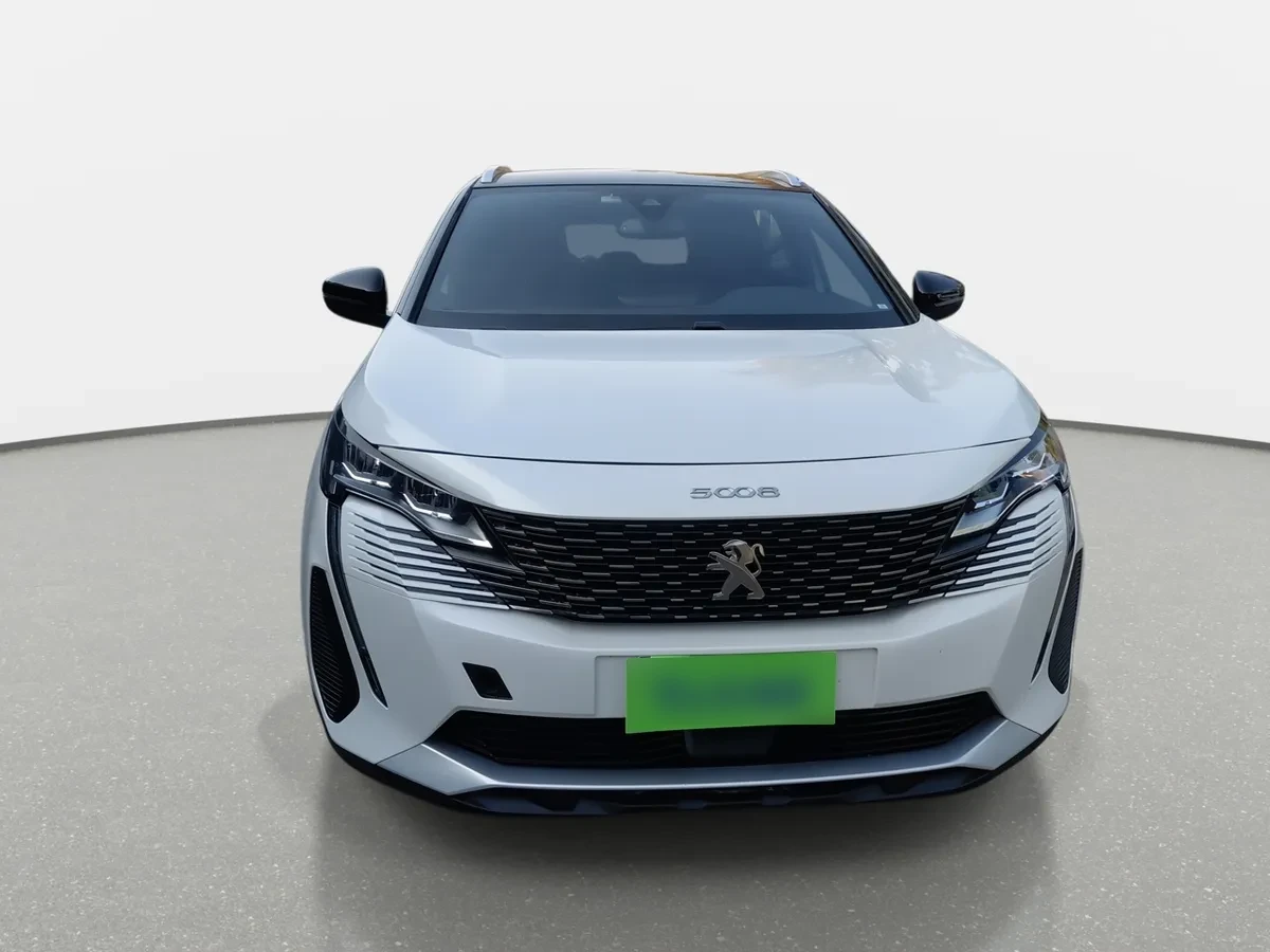 Peugeot 5008 1.5 Allure Pack Bluehdi 130 4x2 Eat8 5p año 2024