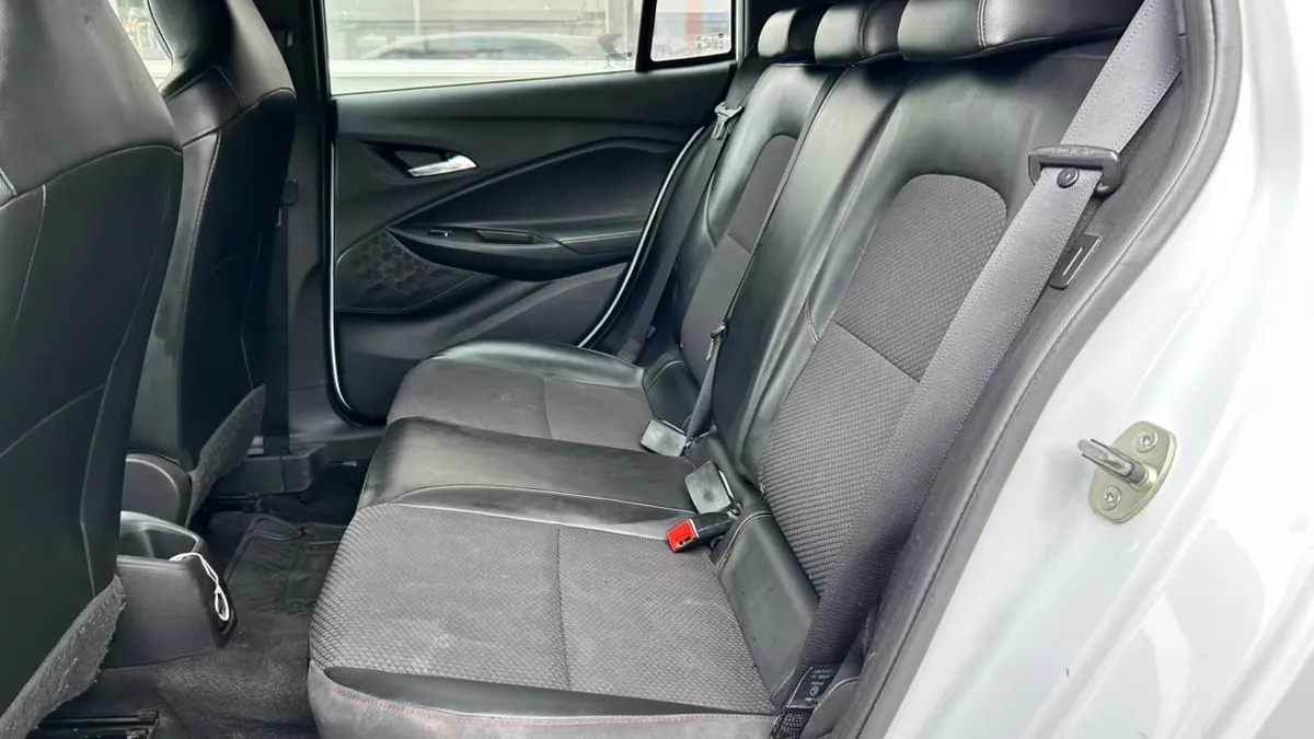 Chevrolet Onix Rs Premier Hb 1.0t Aut año 2021