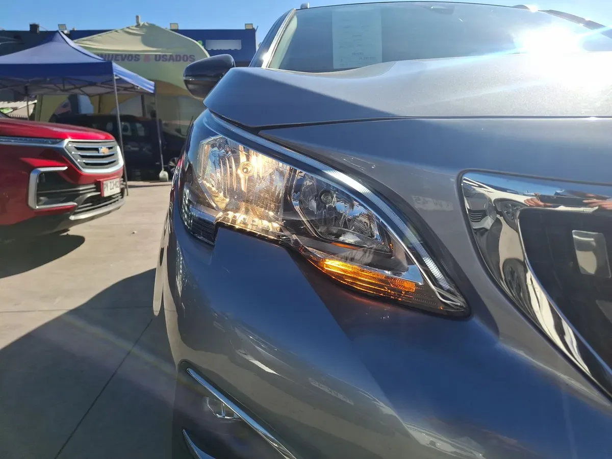 Peugeot 3008 1.6 Allure Thp 4x2 165 Eat6 5p año 2021