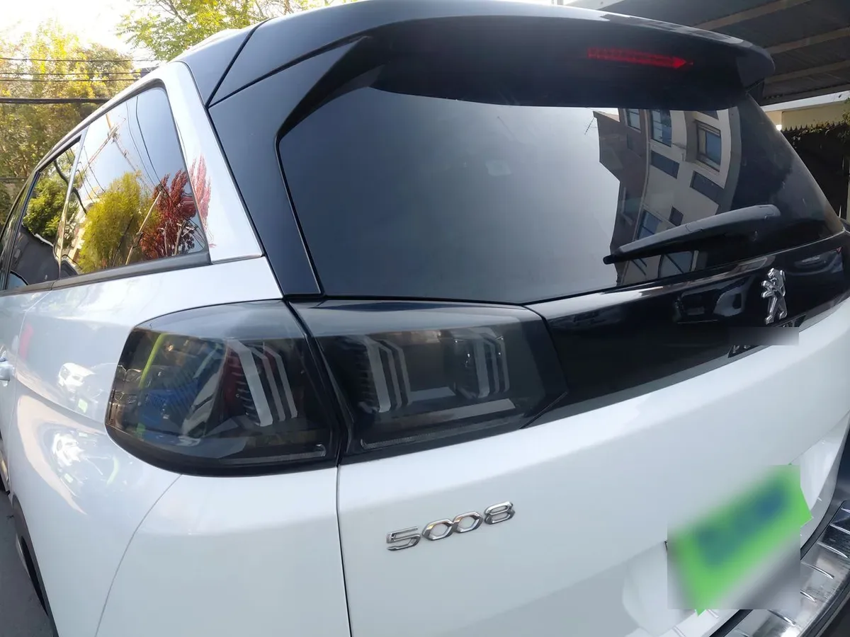 Peugeot 5008 1.5 Allure Pack Bluehdi 130 4x2 Eat8 5p año 2024