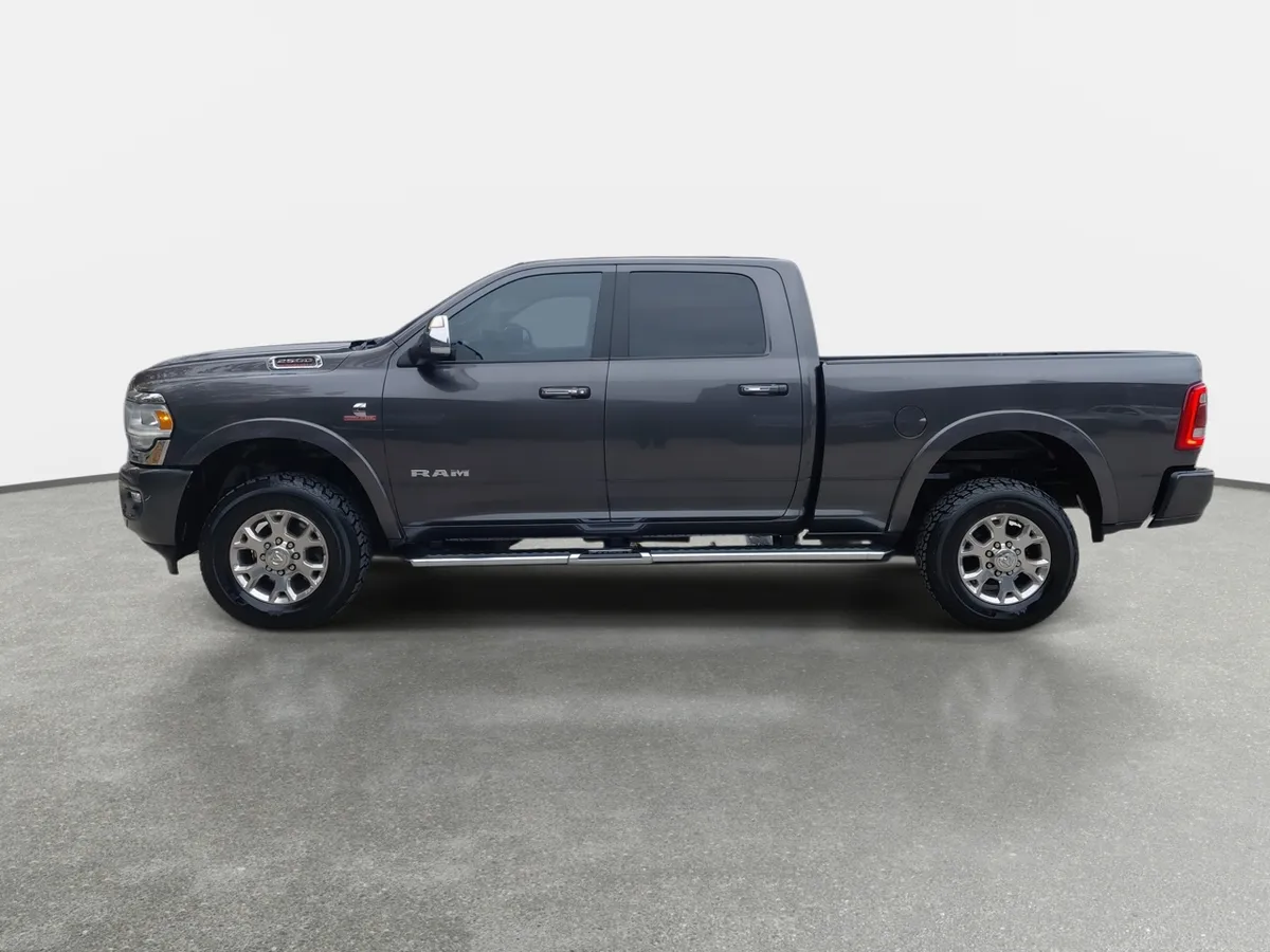 Ram 2500 6.7 Laramie 4x4 Dob. Cab. At 4p año 2021
