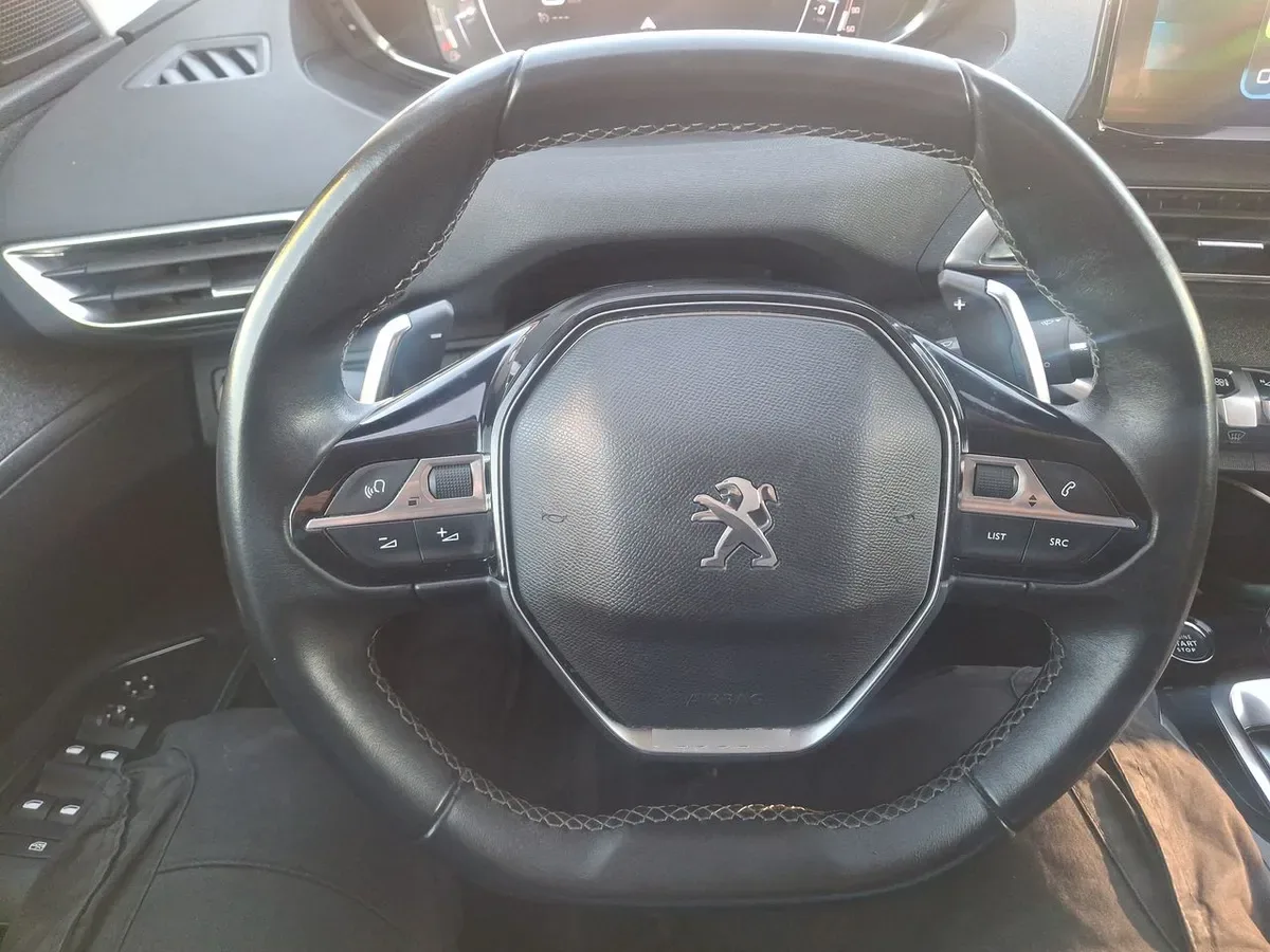 Peugeot 3008 1.5 Allure Pack Bluehdi 4x2 130 Eat8 5p año 2022