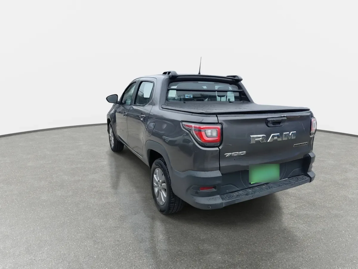 Ram 700 1.3 Bighorn 4x2 Dob. Cab. Mt 4p año 2024