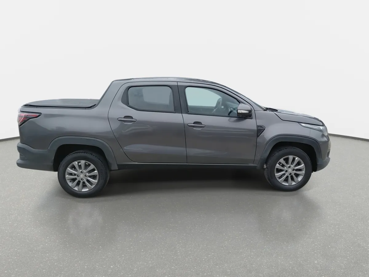 Ram 700 1.3 Bighorn 4x2 Dob. Cab. Mt 4p año 2024