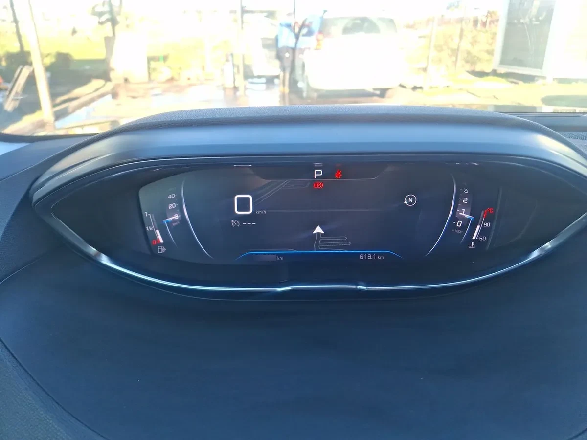Peugeot 3008 1.5 Allure Pack Bluehdi 4x2 130 Eat8 5p año 2022
