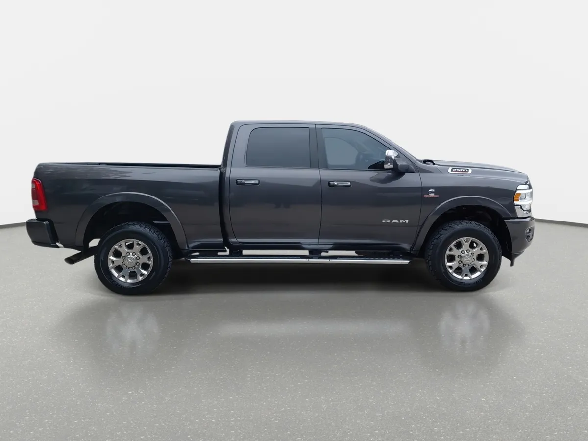 Ram 2500 6.7 Laramie 4x4 Dob. Cab. At 4p año 2021