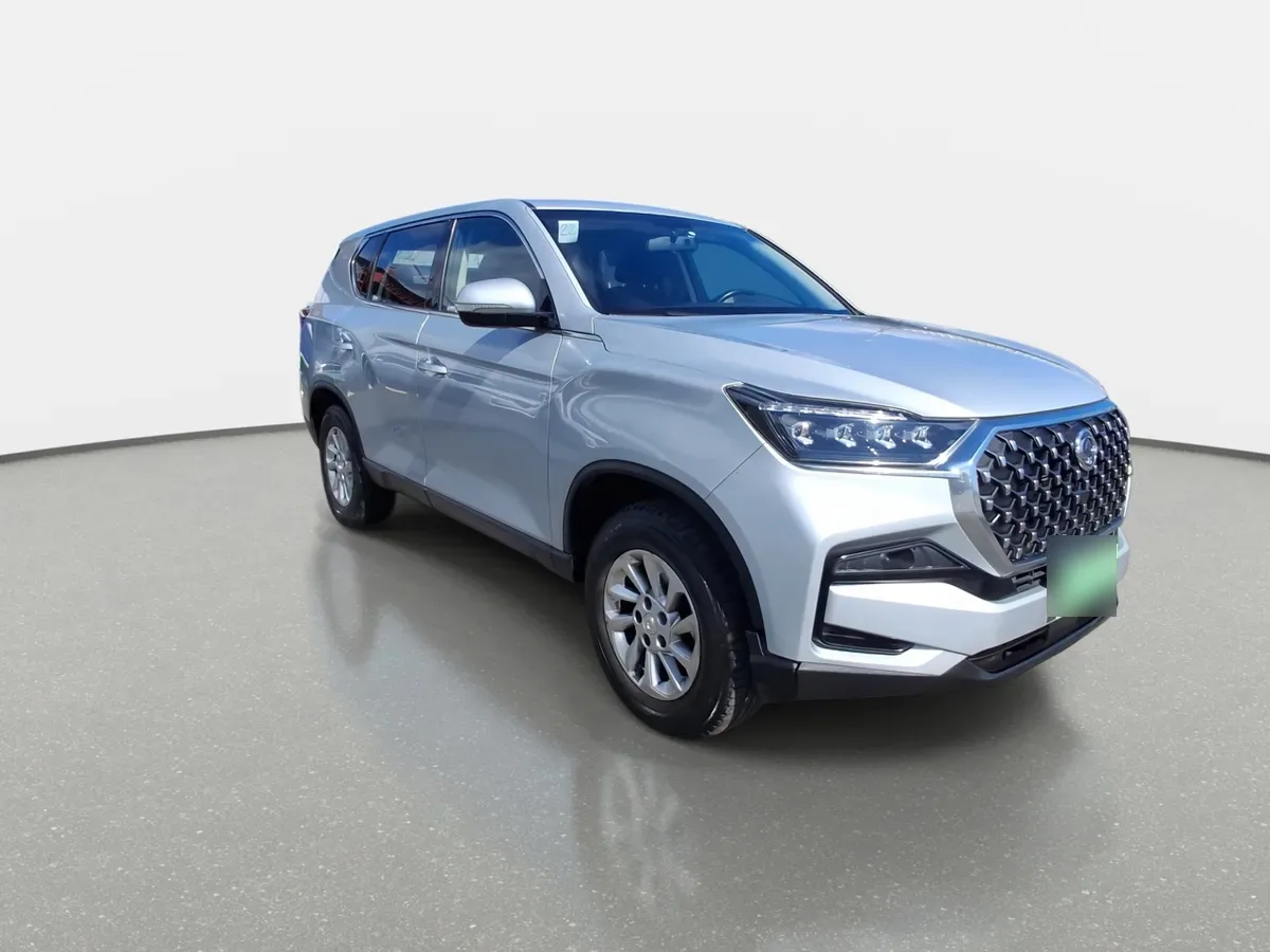 Ssangyong Rexton 2.0t Lx 4x2 6ab 6at 5p año 2024