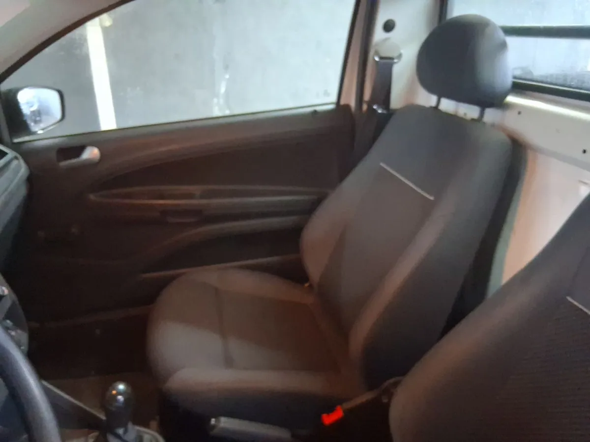 Volkswagen Saveiro 1.6 4x2 Mt 2p año 2022