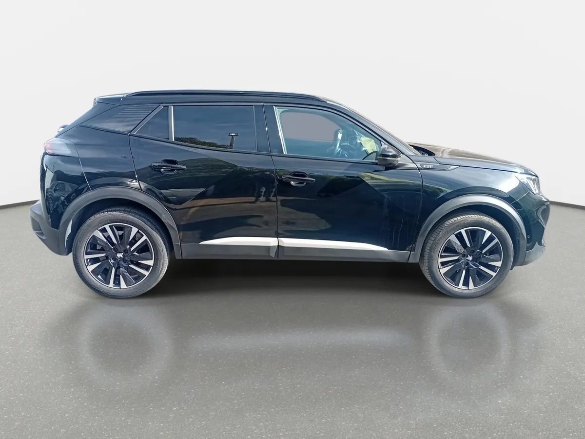 Peugeot 2008 1.5 Gt Line Bluehdi Diesel 130 4x2 Eat8 5p año 2023